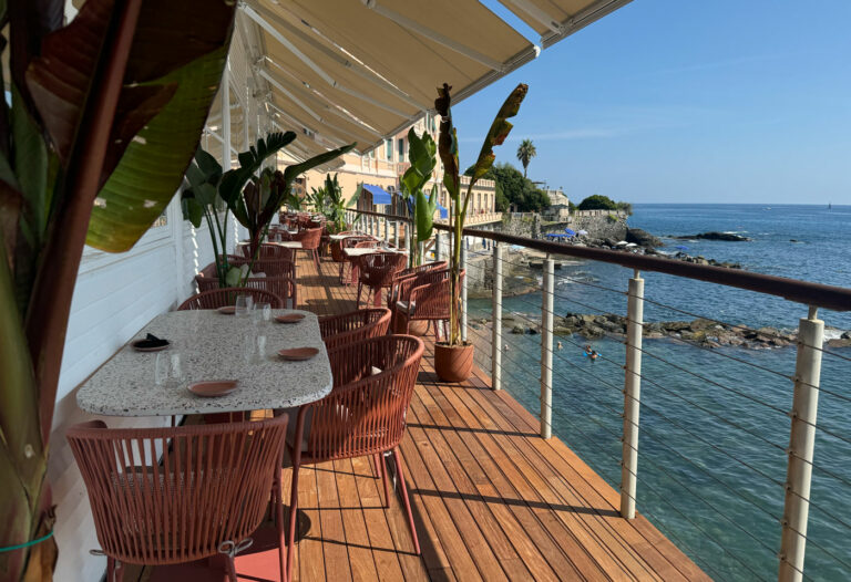 cocò ristorante con terrazza sul mare - the seven beach club genova